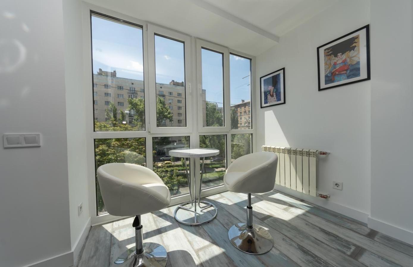 Flat24 On Lesi Ukrainki 3 Leilighet Kiev Eksteriør bilde